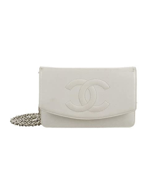 realreal Chanel wallet